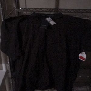 Dark chocolate Arrow polo T-shirt.